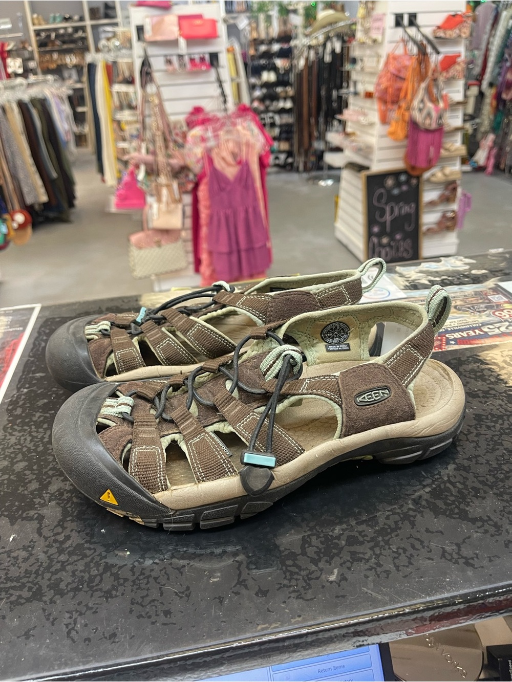 Keen Brown and Light Green Women's Closed-Toe Hiking Sandals